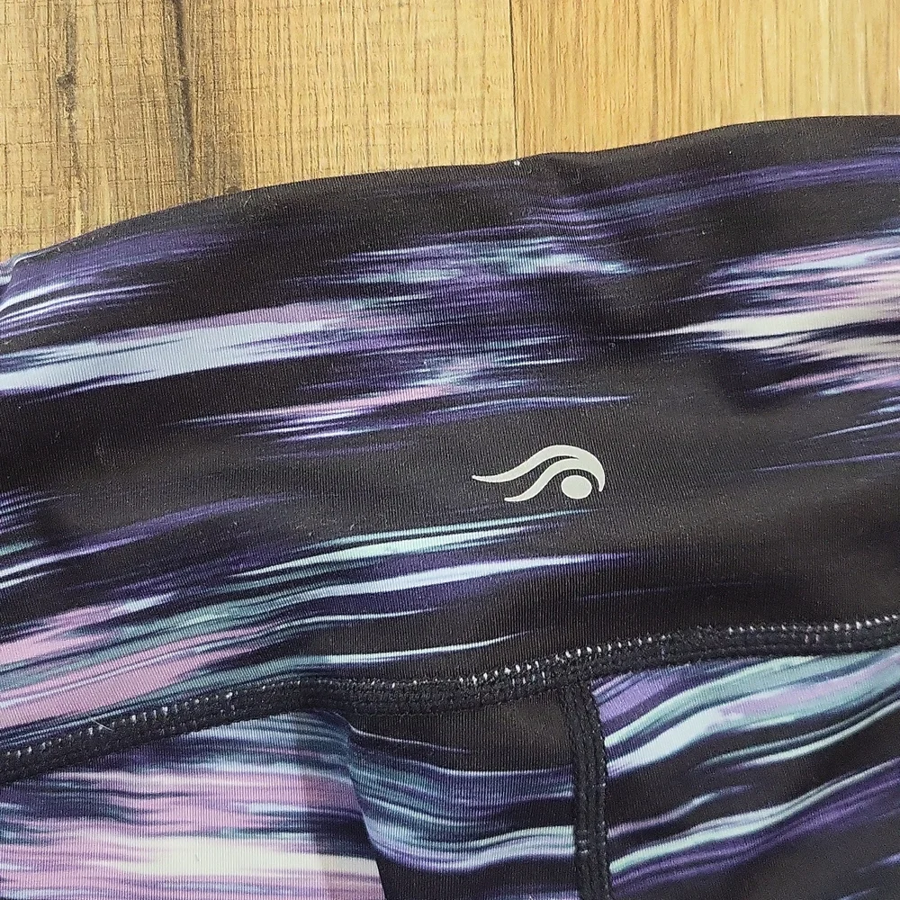 IDEOLOGY Purple Black Space Dye Cropped Leggings - Picture 10 of 14